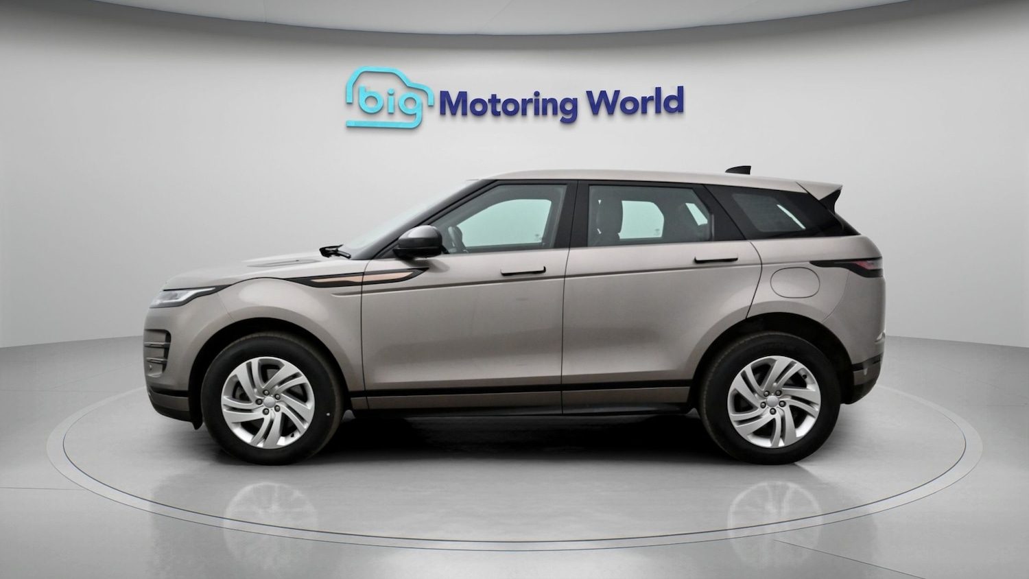 Used Land Rover Range Rover Evoque 2023 for sale - 77845724: Photo 4