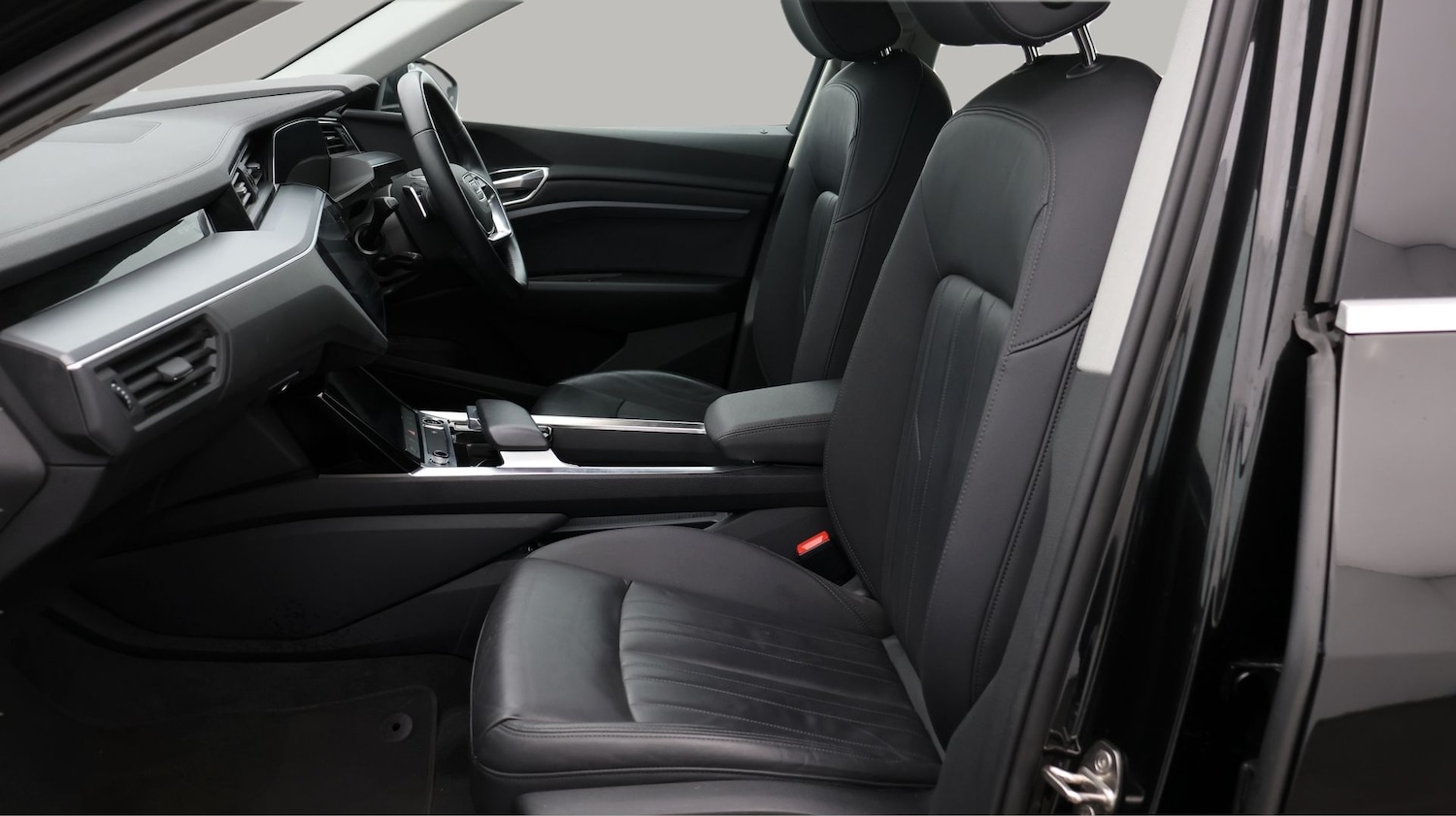 Used Audi e-tron 2021 for sale - 77678970: Photo 14