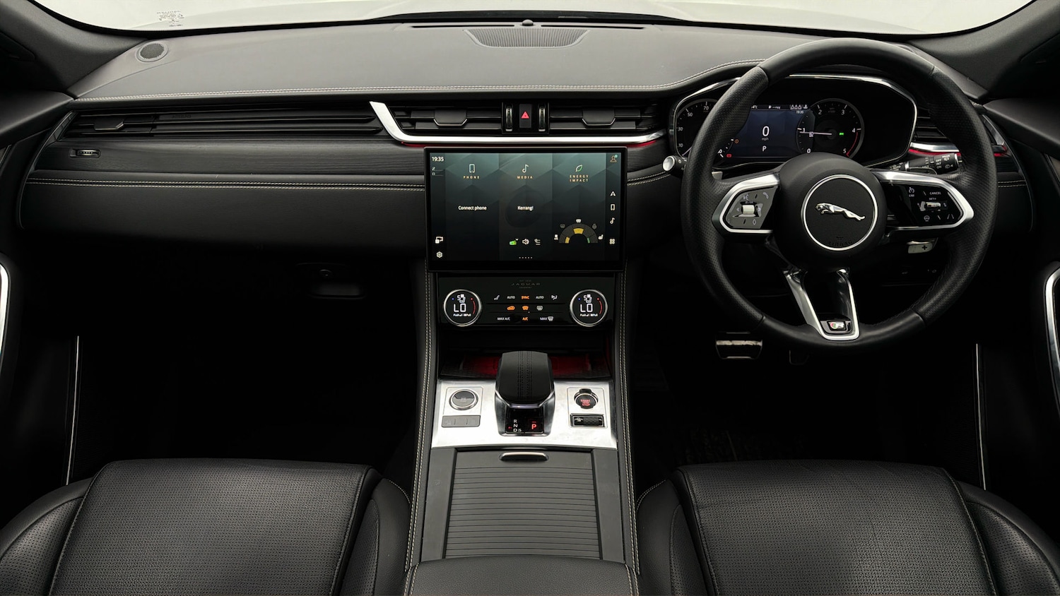 Used Jaguar F-Pace 2023 for sale - 77973852: Photo 12