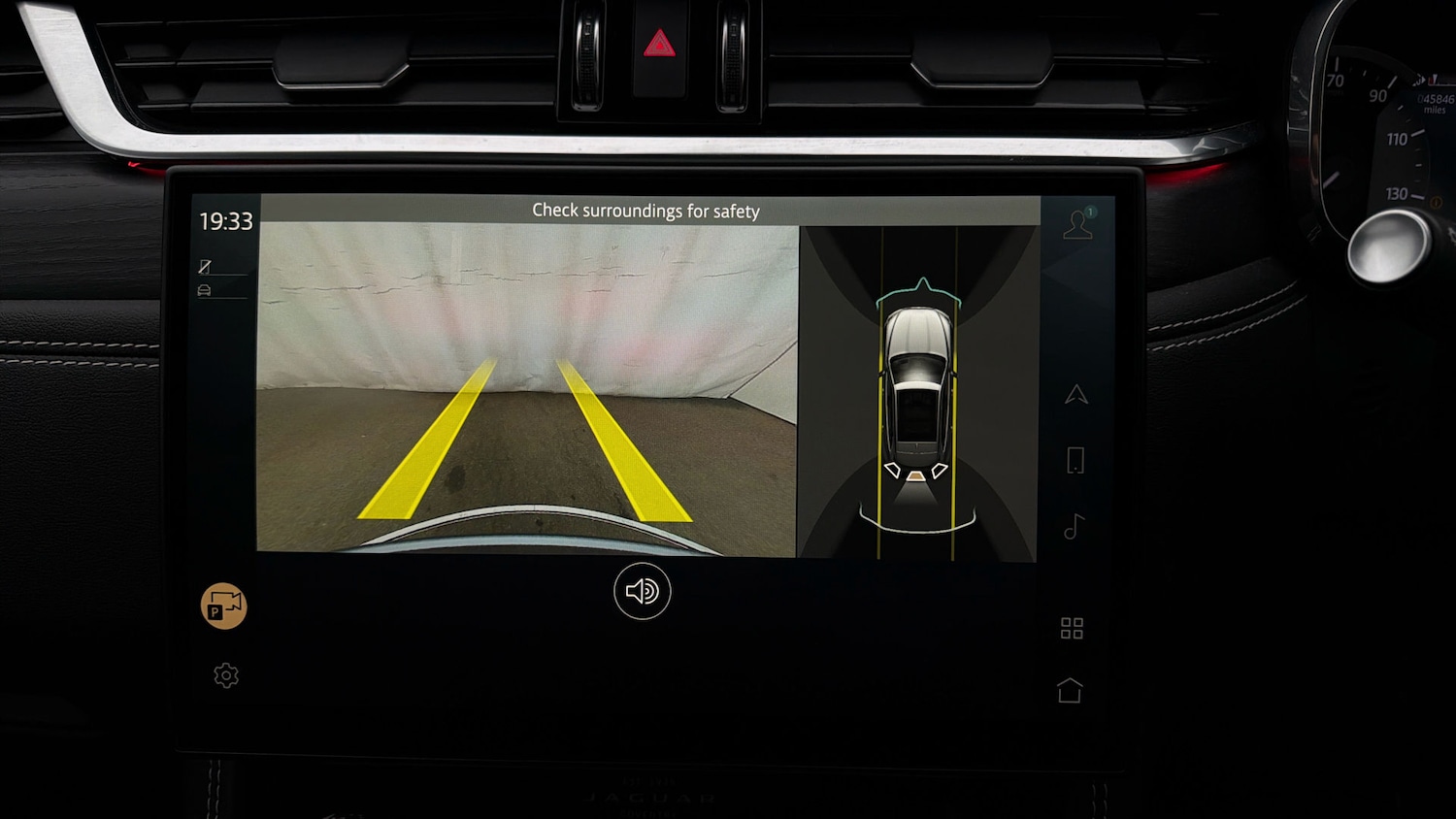 Used Jaguar F-Pace 2023 for sale - 77973852: Photo 25