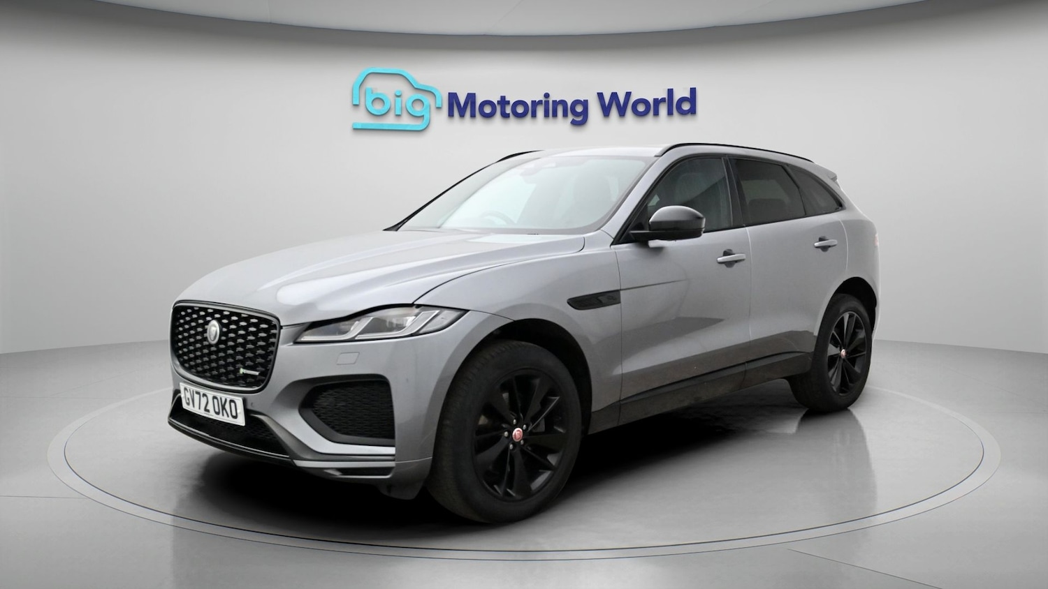 Used Jaguar F-Pace 2023 for sale - 77973852: Photo 3