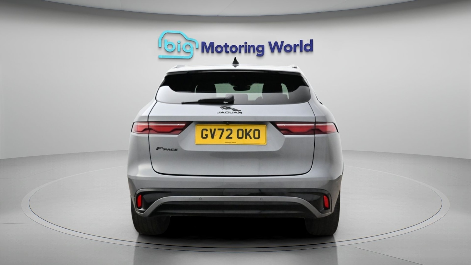 Used Jaguar F-Pace 2023 for sale - 77973852: Photo 6