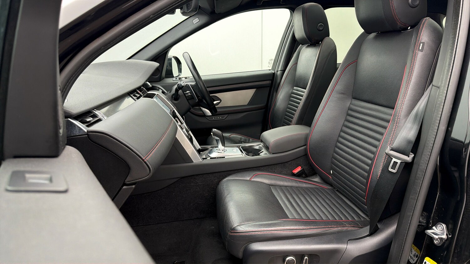 Used Land Rover Discovery Sport for sale - 77873123: Photo 13