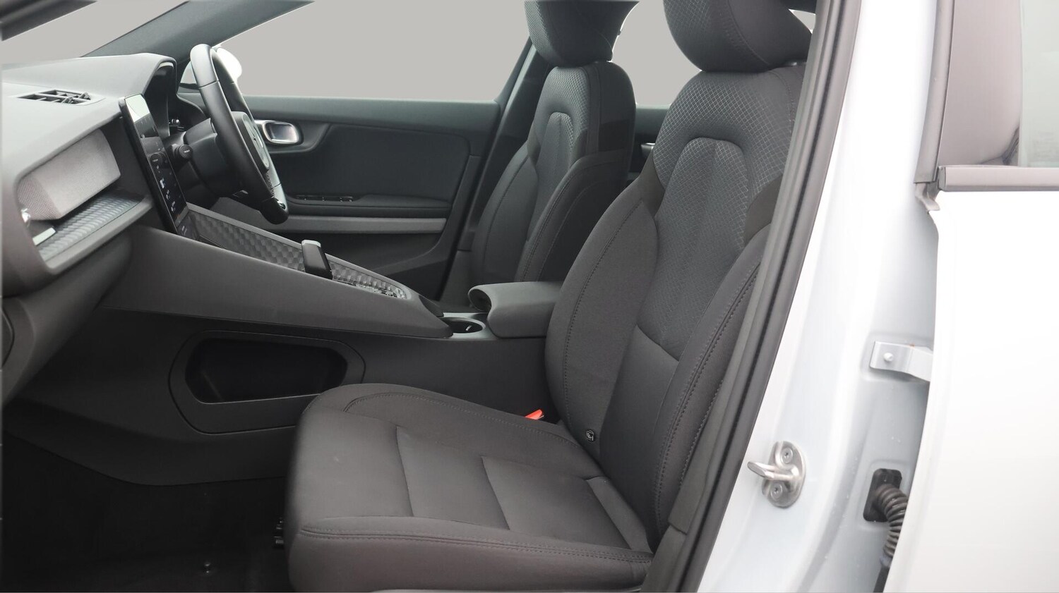 Used Polestar Polestar 2 2023 for sale - 76572752: Photo 15