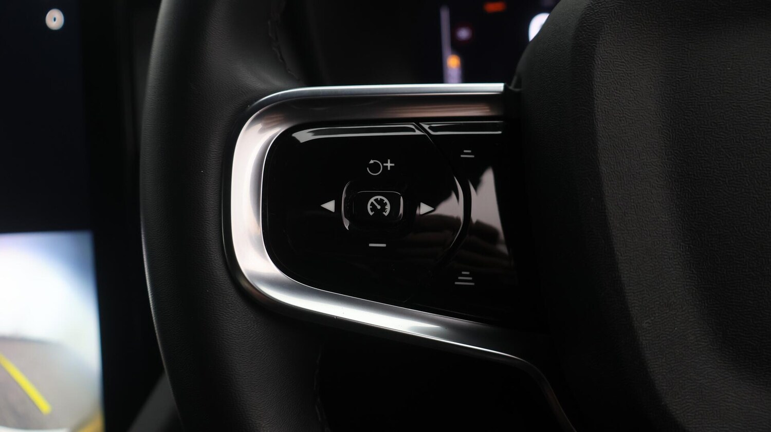 Used Polestar Polestar 2 2023 for sale - 76572752: Photo 25