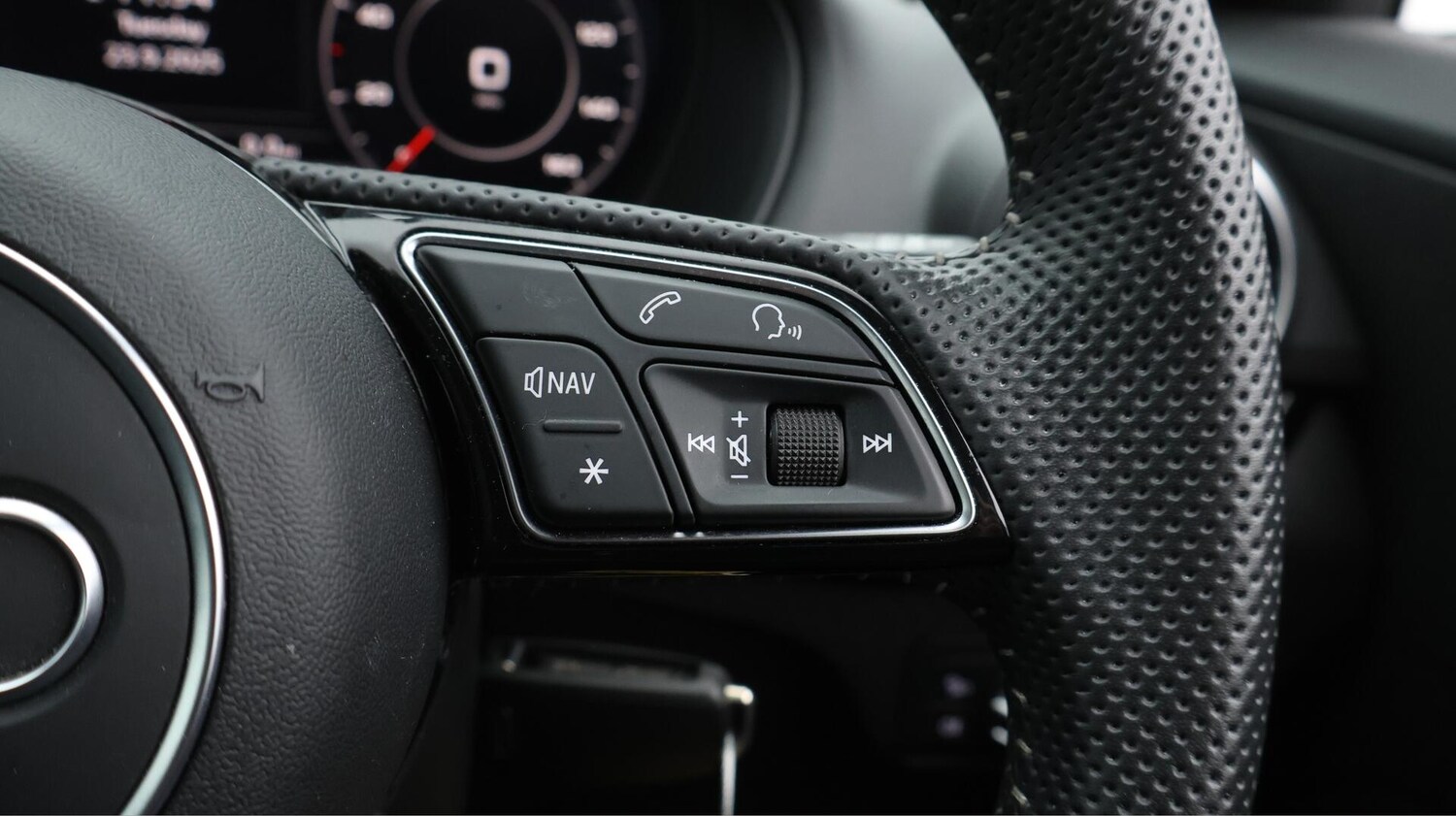 Used Audi Q2 2020 for sale - 76042545: Photo 26