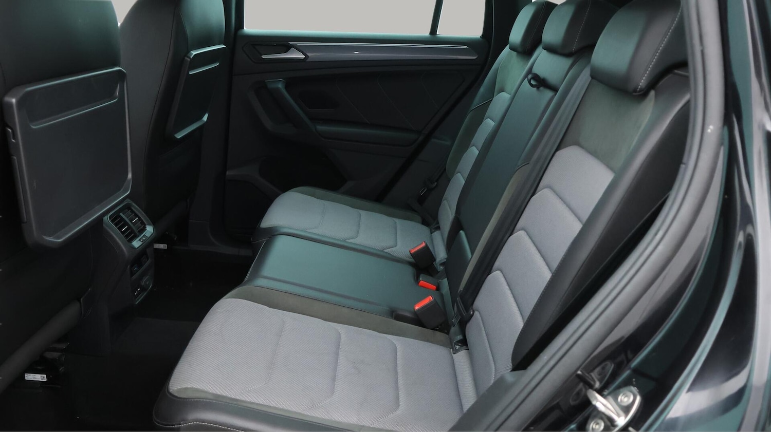 Used Volkswagen Tiguan 2020 for sale - 76214560: Photo 17