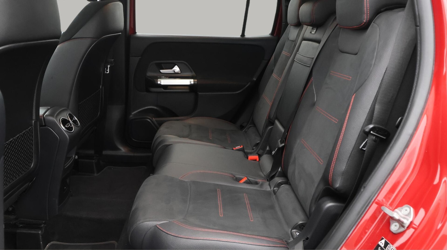 Used Mercedes-Benz GLB 2022 for sale - 76432863: Photo 17