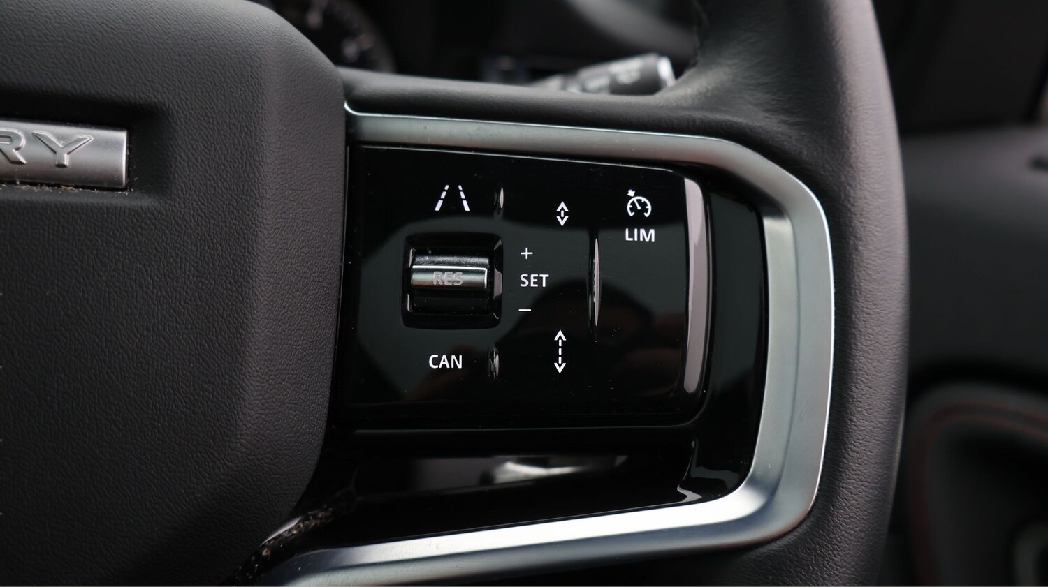 Used Land Rover Discovery Sport for sale - 77208125: Photo 29