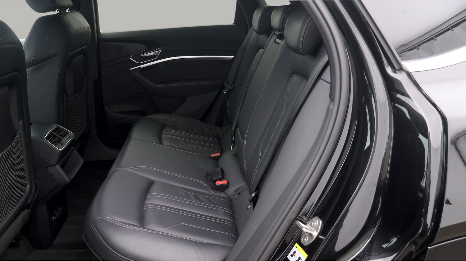 Used Audi e-tron 2023 for sale - 77837161: Photo 16