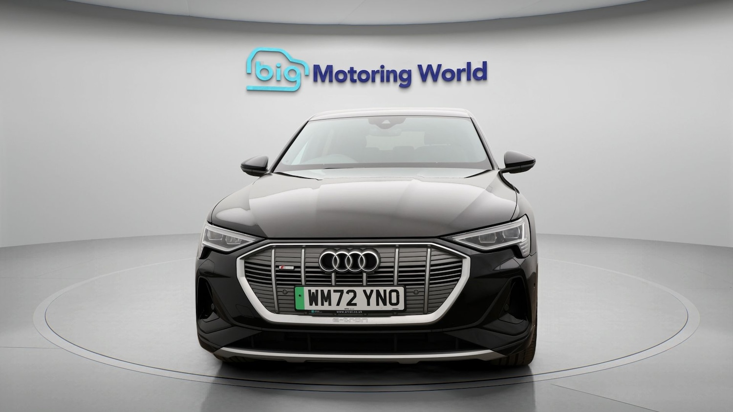 Used Audi e-tron 2023 for sale - 77837161: Photo 2