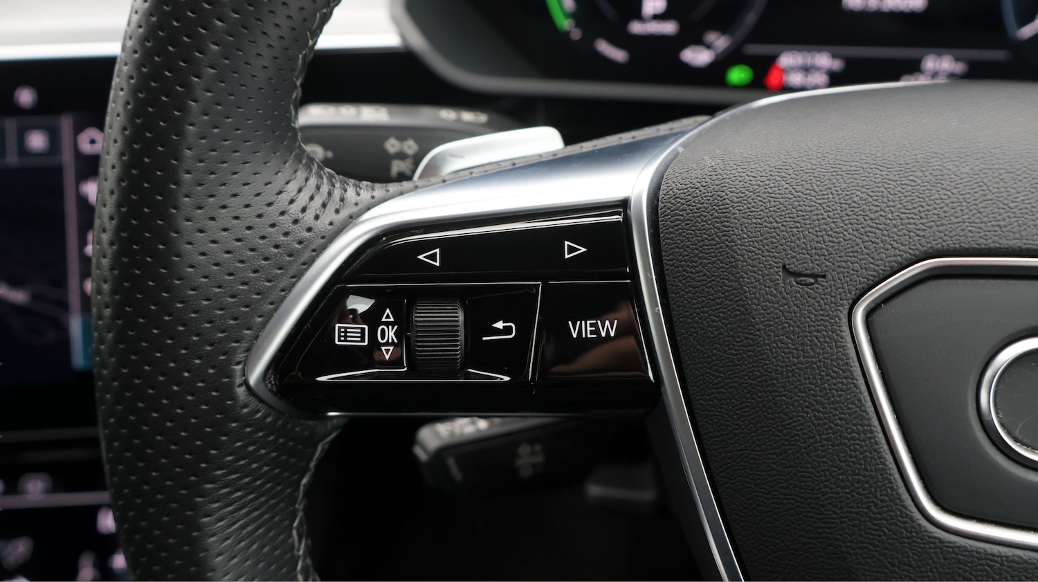 Used Audi e-tron 2023 for sale - 77837161: Photo 22