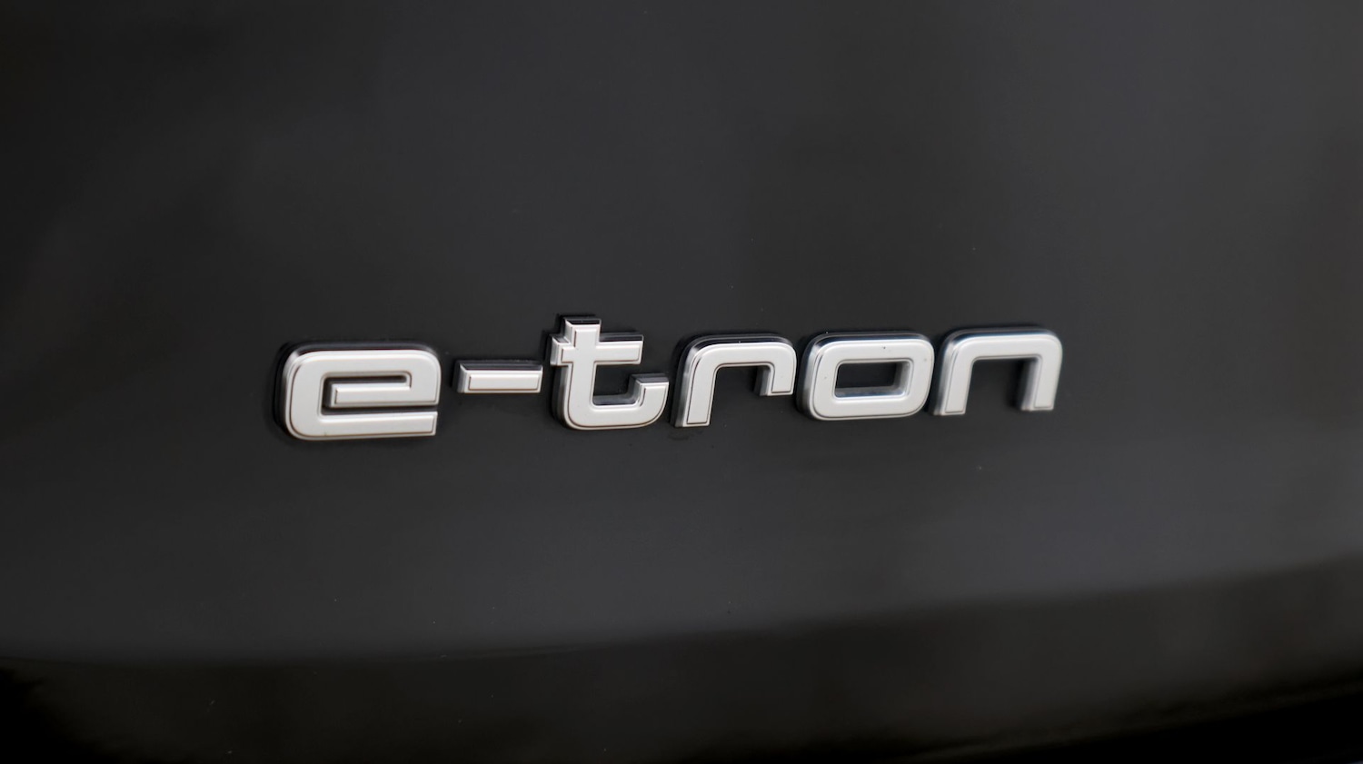 Used Audi e-tron 2023 for sale - 77837161: Photo 26