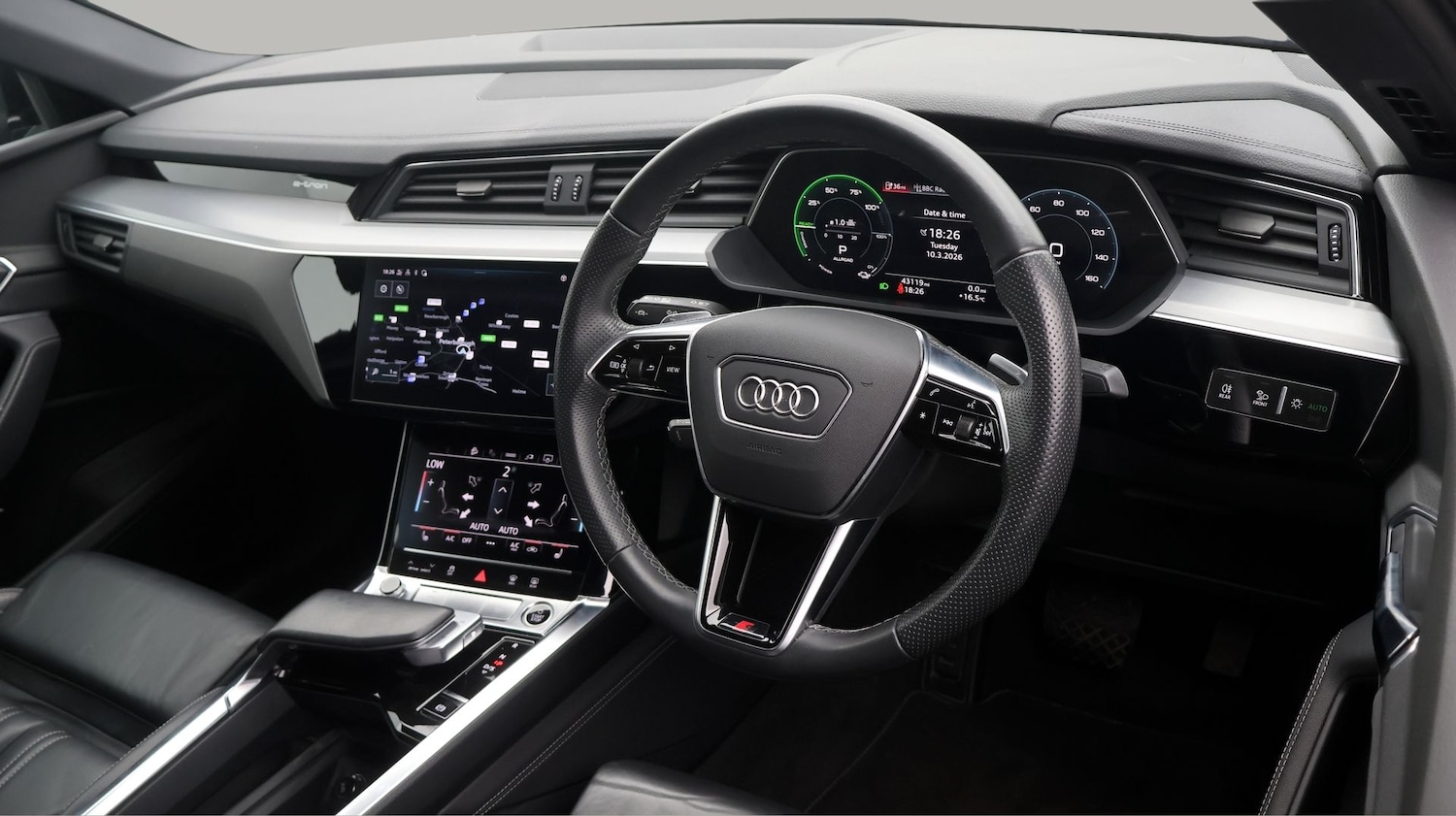 Used Audi e-tron 2023 for sale - 77837161: Photo 9