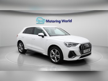 Used Audi Q3 2021 for sale - 76000758: Photo 2