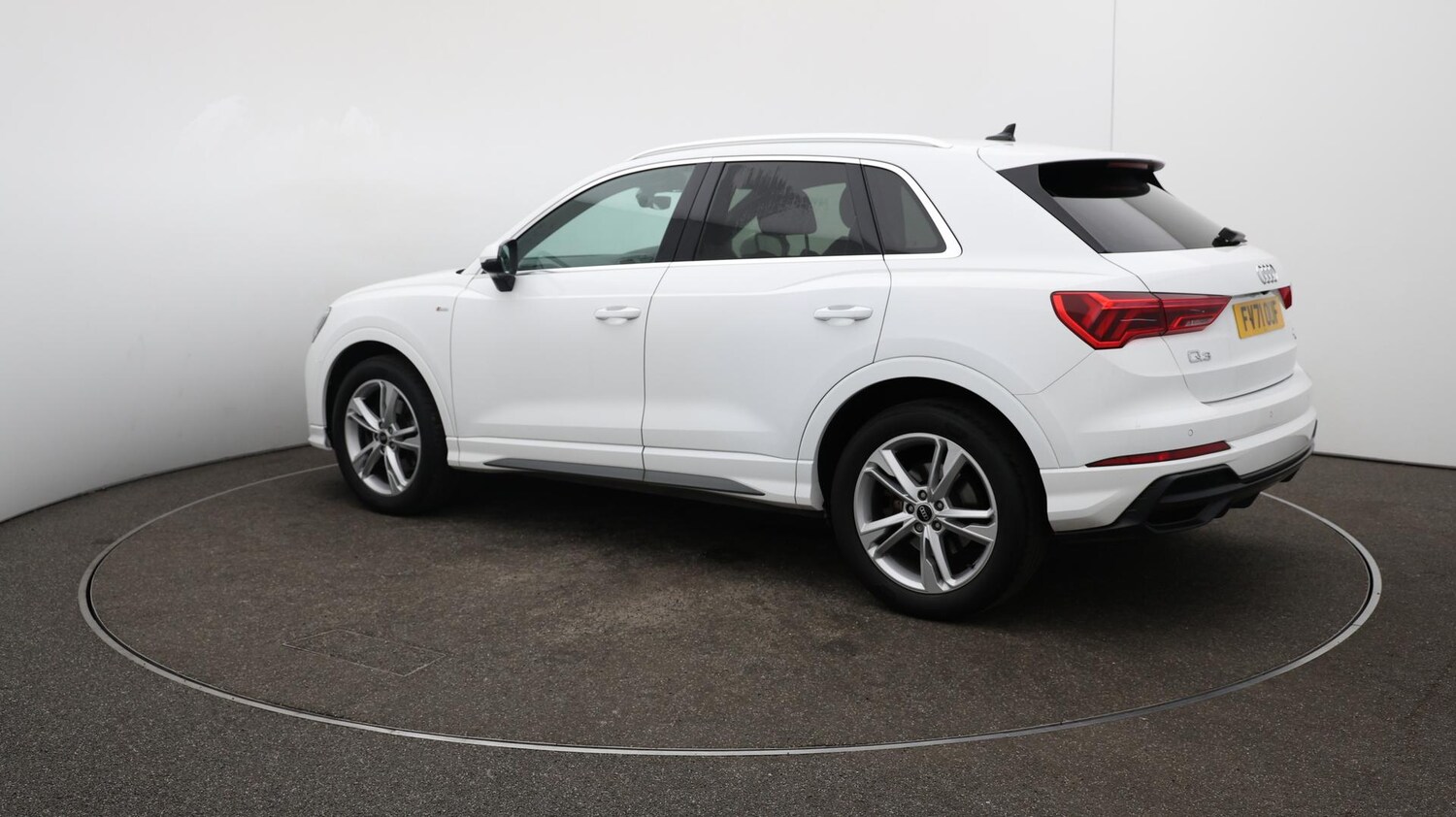 Used Audi Q3 2021 for sale - 76000758: Photo 39