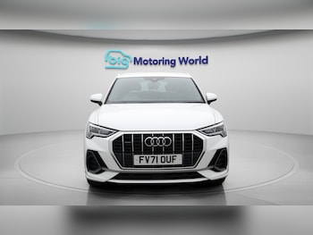 Used Audi Q3 2021 for sale - 76000758: Photo 3