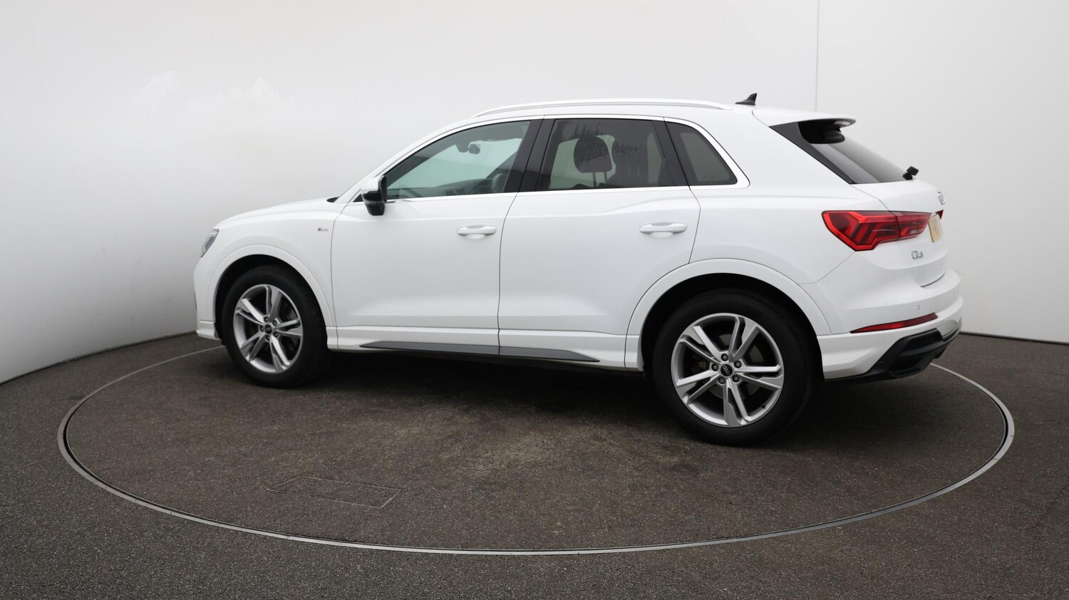 Used Audi Q3 2021 for sale - 76000758: Photo 50