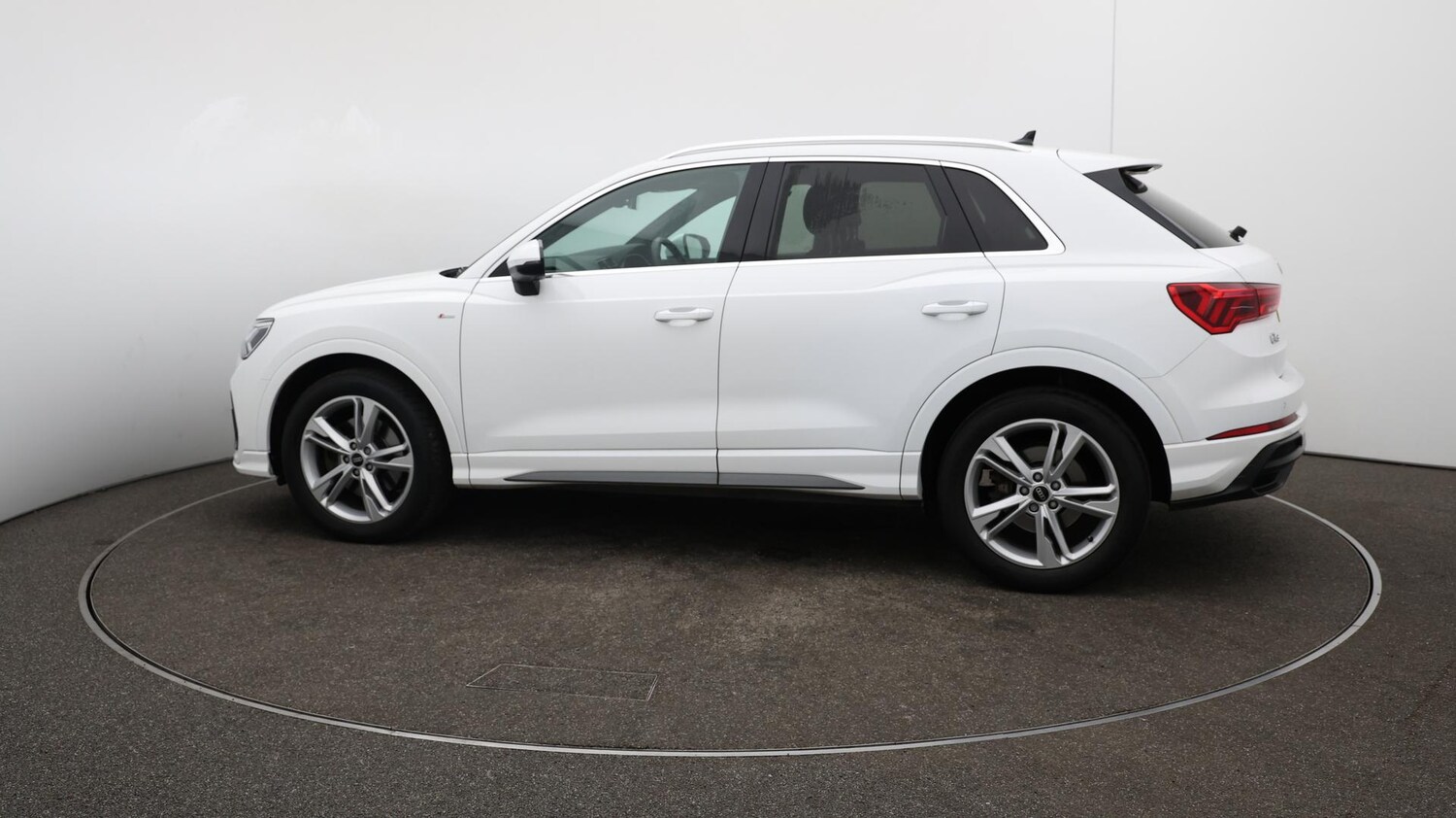 Used Audi Q3 2021 for sale - 76000758: Photo 61