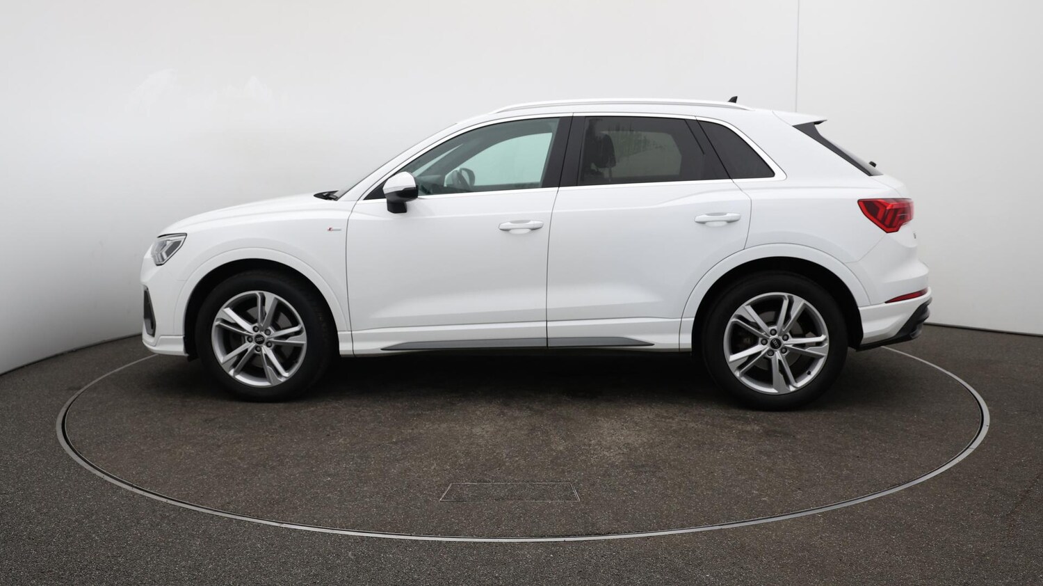Used Audi Q3 2021 for sale - 76000758: Photo 67