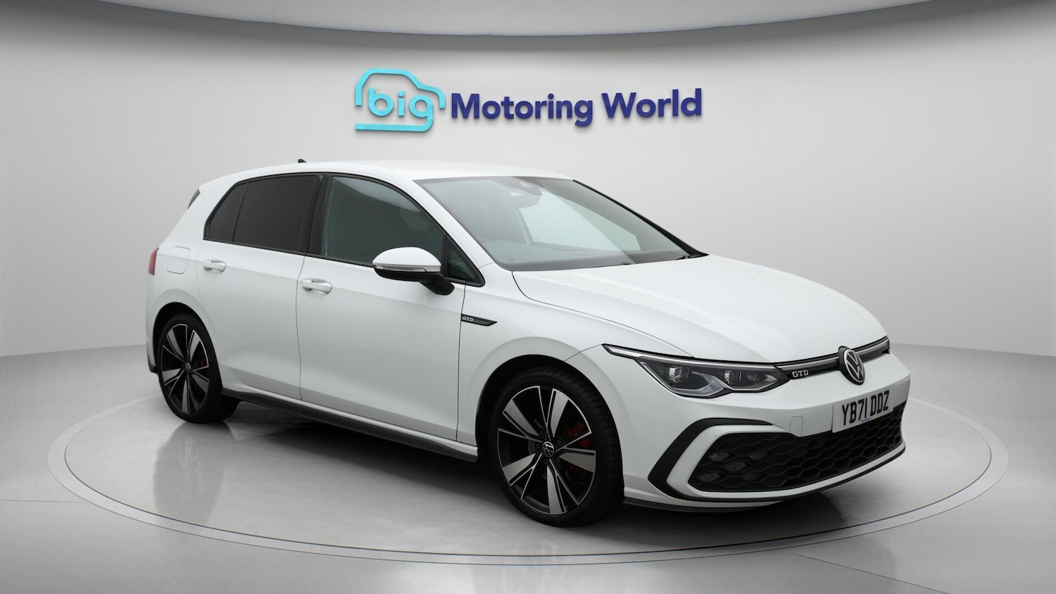 Used Volkswagen Golf 2021 for sale - 76584485: Photo 2