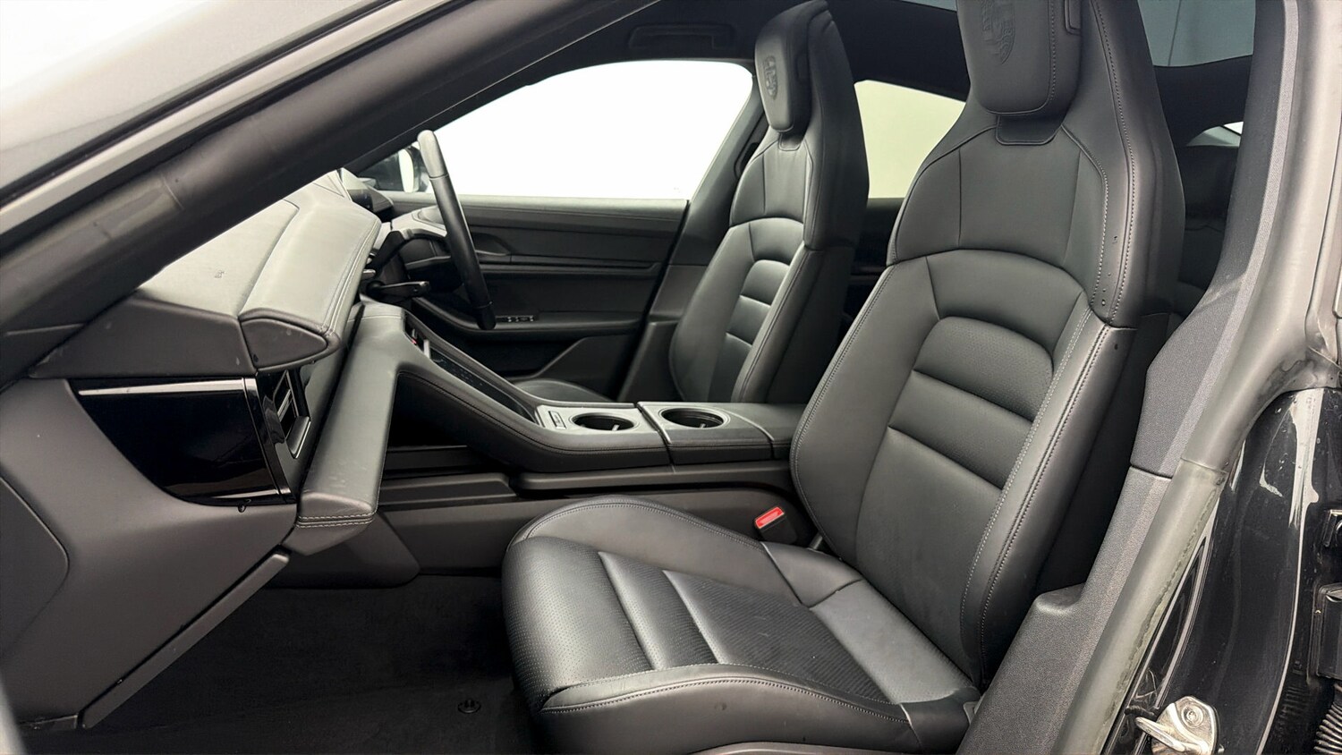 Used Porsche Taycan 2023 for sale - 78089382: Photo 13