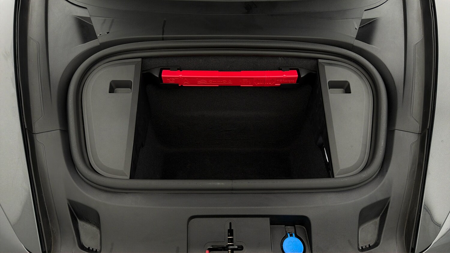 Used Porsche Taycan 2023 for sale - 78089382: Photo 18