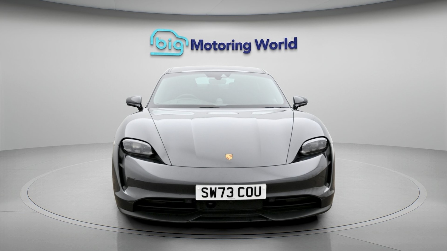 Used Porsche Taycan 2023 for sale - 78089382: Photo 2