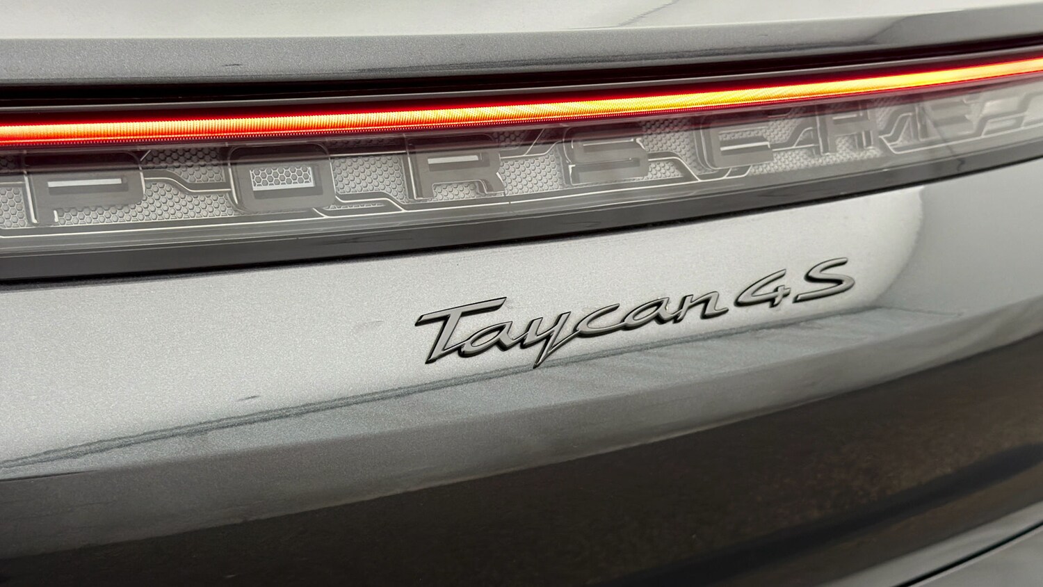 Used Porsche Taycan 2023 for sale - 78089382: Photo 20