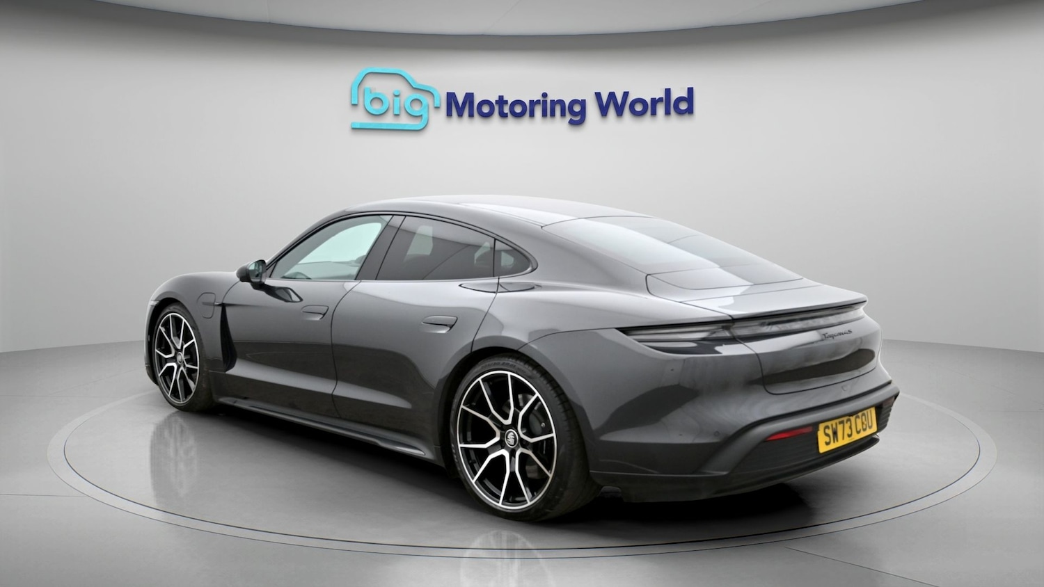 Used Porsche Taycan 2023 for sale - 78089382: Photo 5