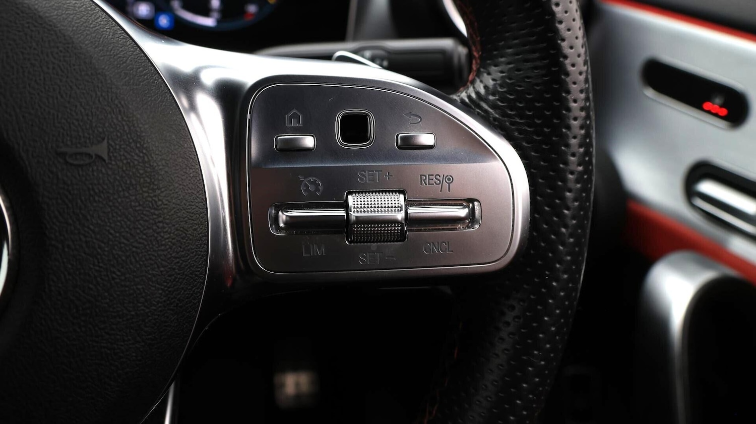 Used Mercedes-Benz CLA 2020 for sale - 76485895: Photo 26