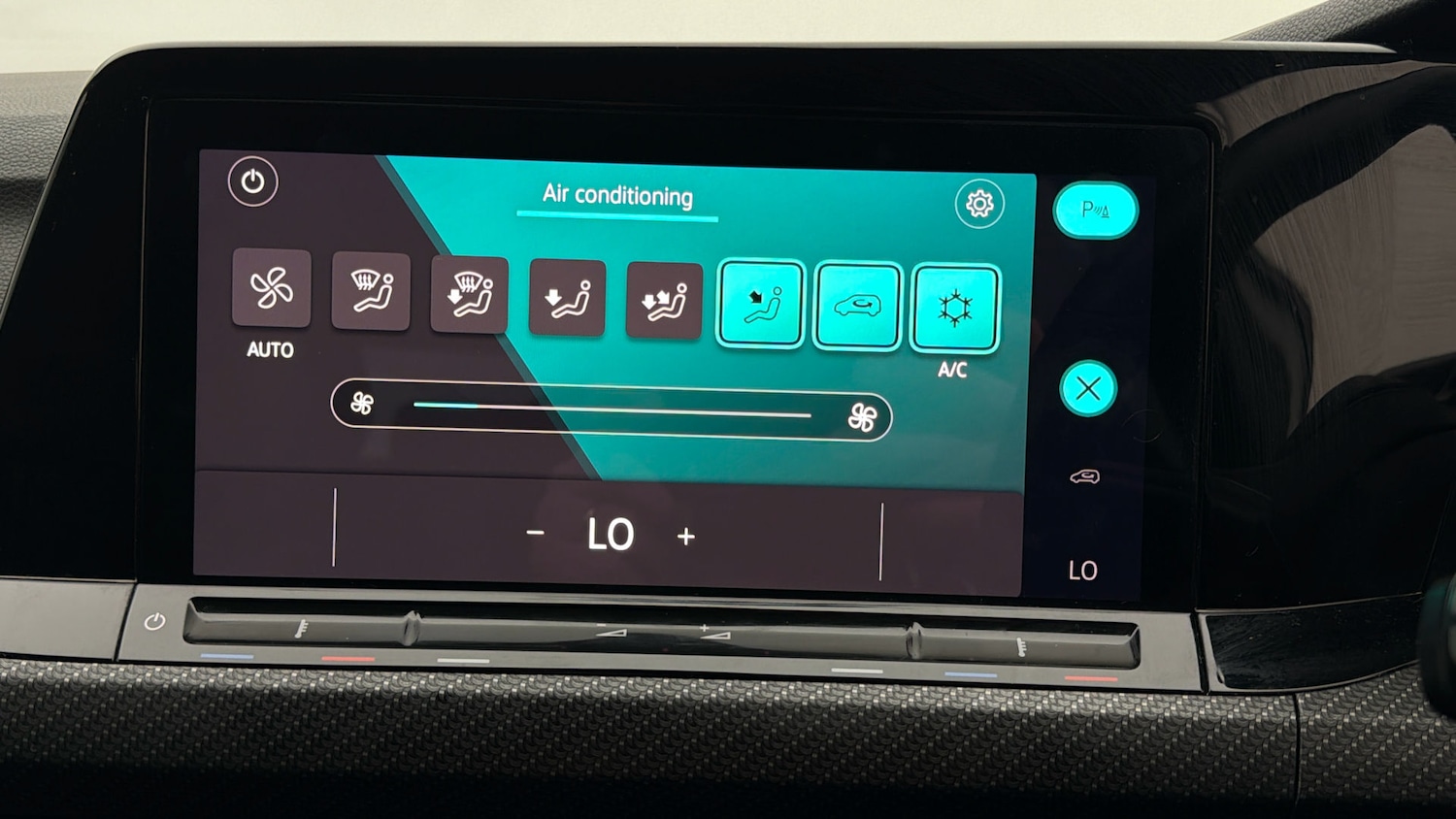 Used Volkswagen Golf 2022 for sale - 77803327: Photo 11