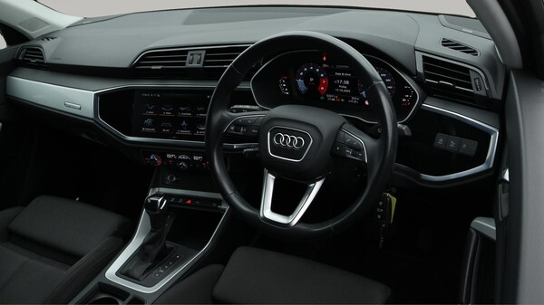 Used Audi Q3 2022 for sale - 76318045: Photo 10