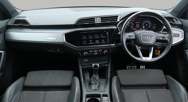 Used Audi Q3 2021 for sale - 75200259: Photo 14