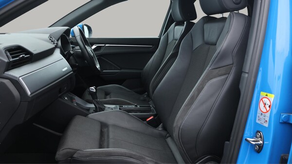 Used Audi Q3 2021 for sale - 75200259: Photo 15