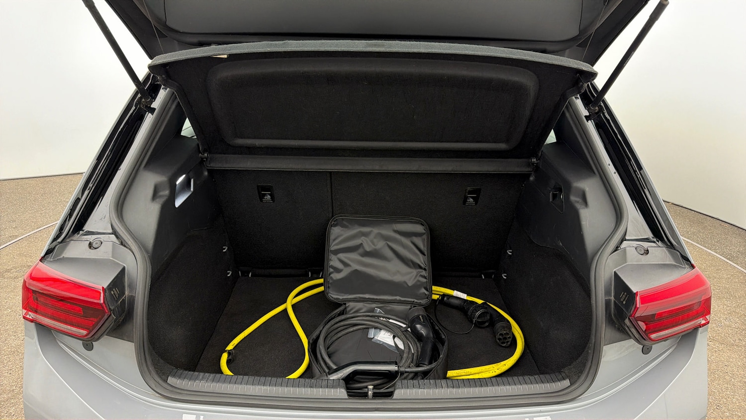 Used Volkswagen ID.3 2022 for sale - 77947203: Photo 16