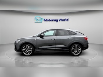 Used Audi Q3 2023 for sale - 78520018: Photo