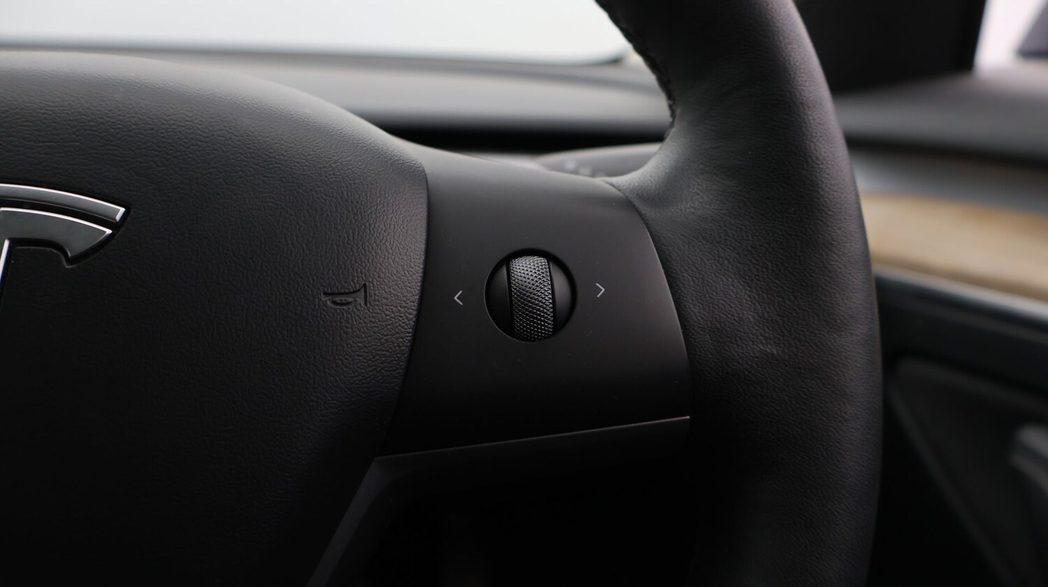 Used Tesla Model 3 2021 for sale - 77249110: Photo 23