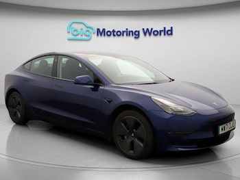 Tesla - Model 3