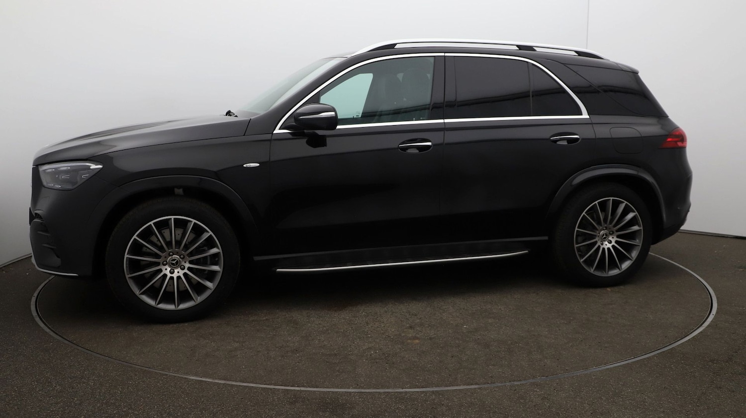 Used Mercedes-Benz GLE 2025 for sale - 76810141: Photo 61