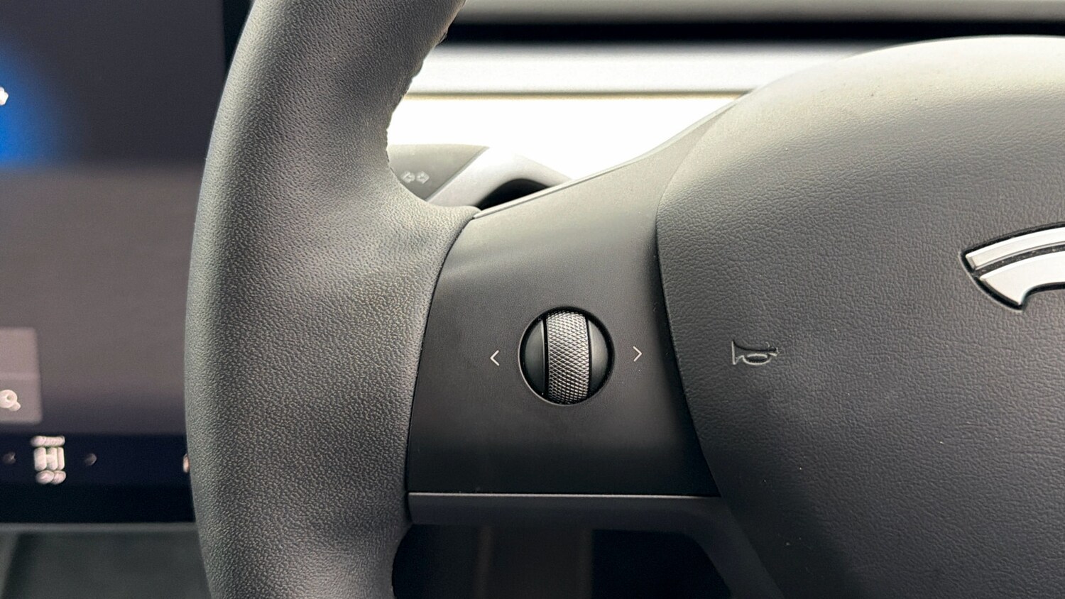 Used Tesla Model Y 2022 for sale - 77946915: Photo 23