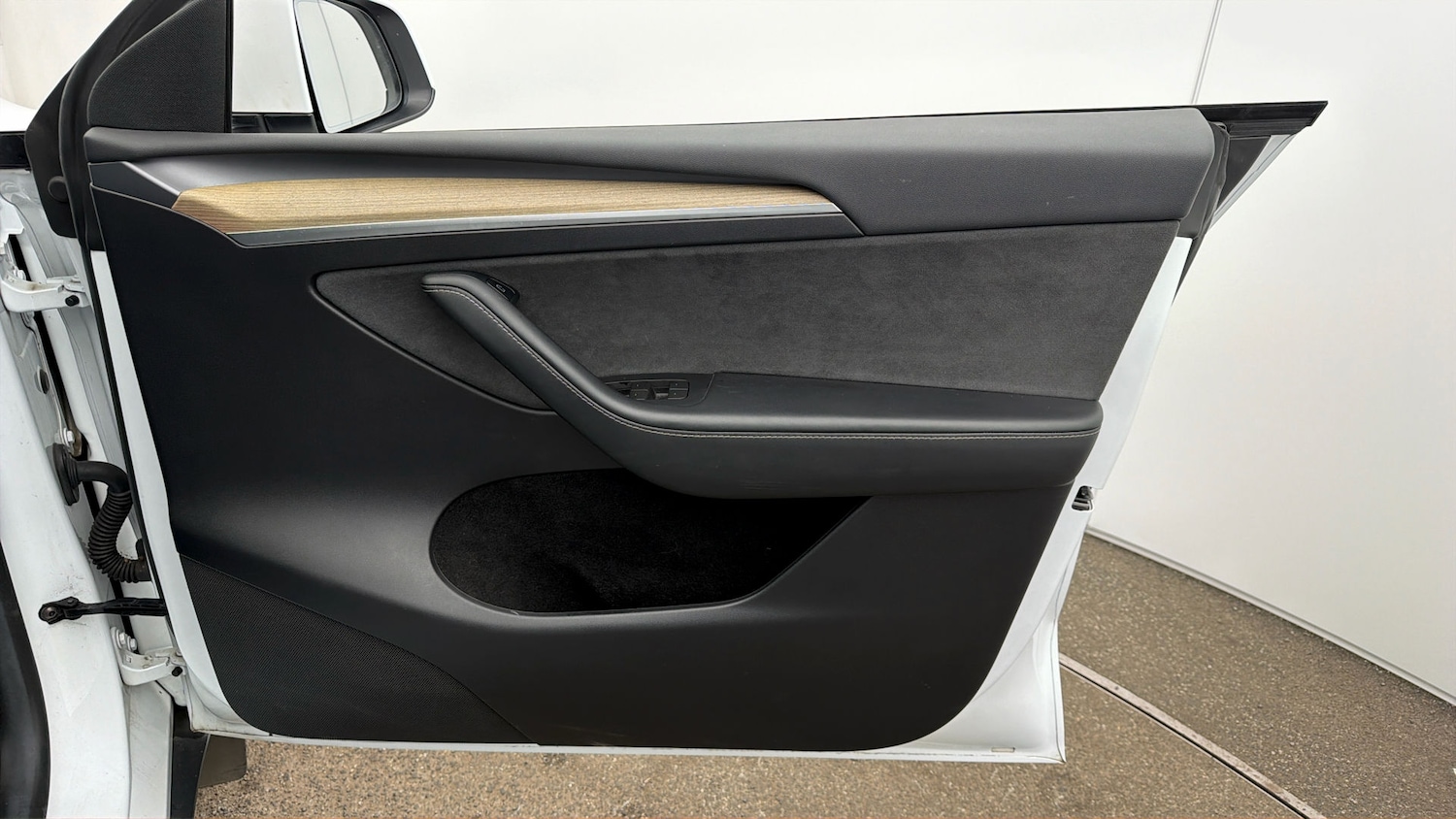Used Tesla Model Y 2023 for sale - 78070669: Photo 14