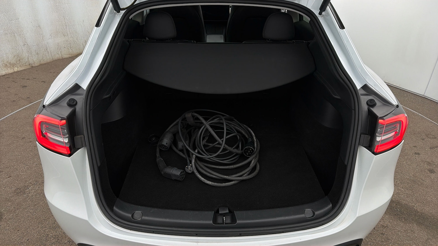 Used Tesla Model Y 2023 for sale - 78070669: Photo 16