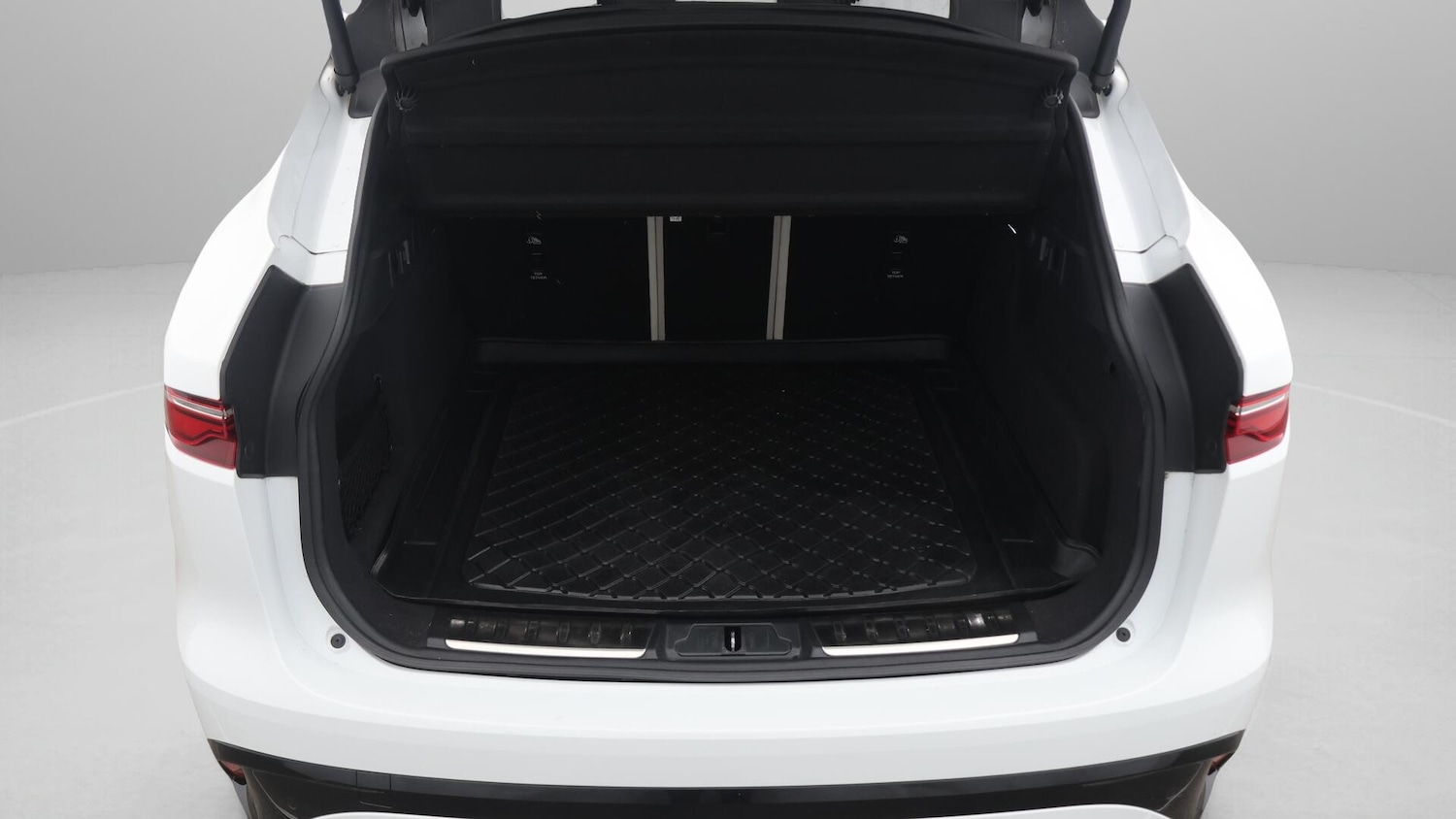 Used Jaguar F-Pace 2022 for sale - 76432649: Photo 18