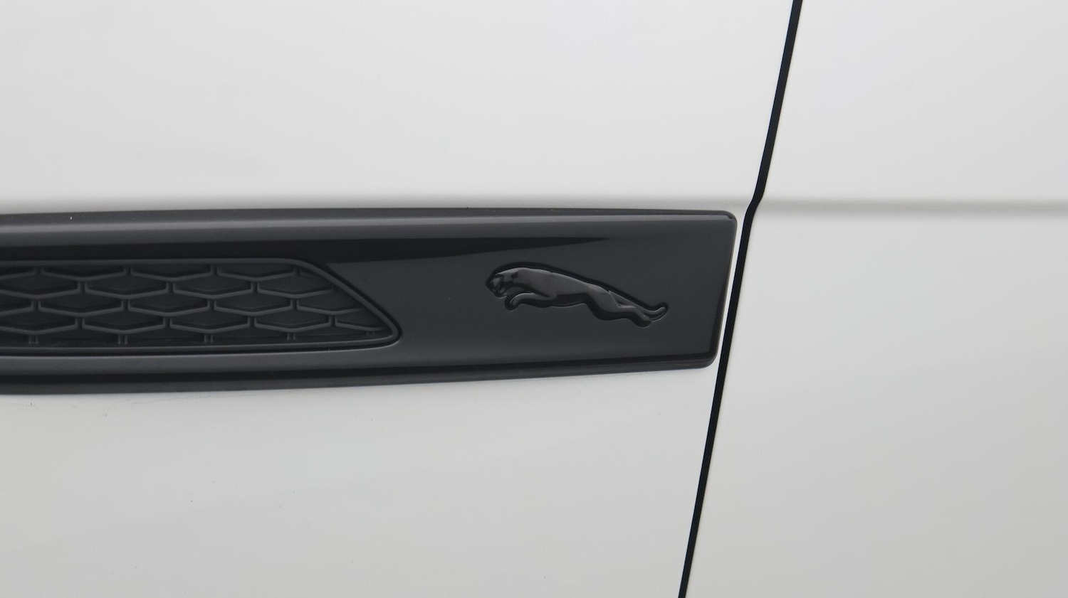 Used Jaguar F-Pace 2022 for sale - 76432649: Photo 21