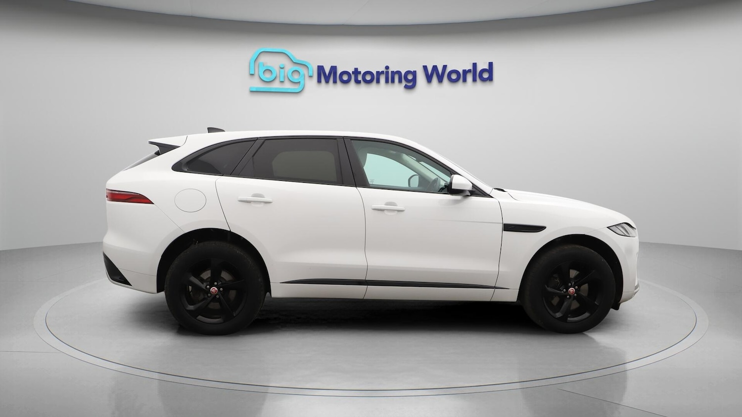 Used Jaguar F-Pace 2022 for sale - 76432649: Photo 9