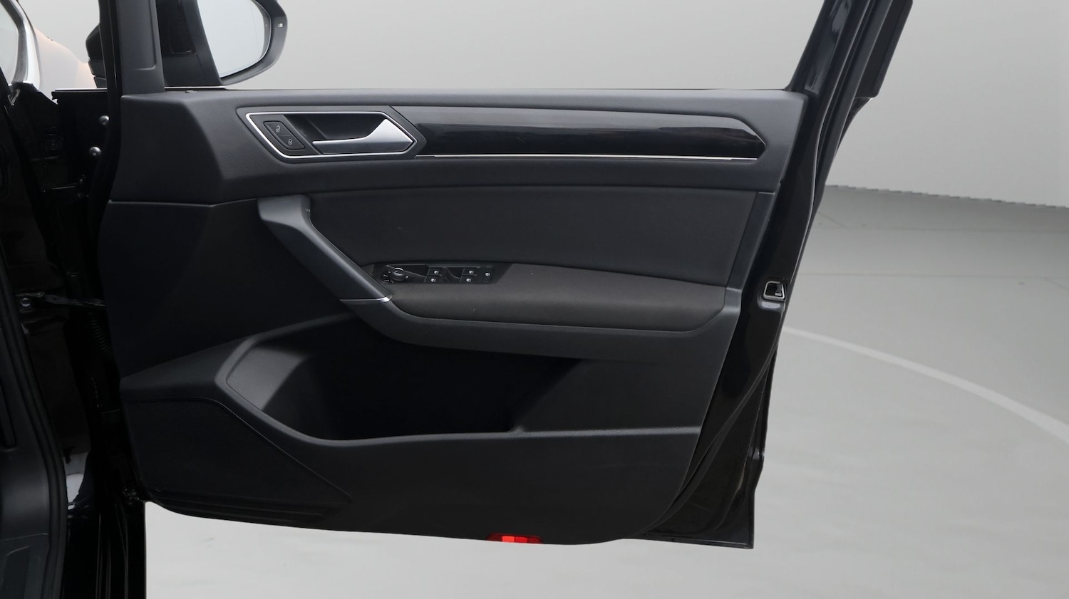 Used Volkswagen Touran 2023 for sale - 77813522: Photo 15