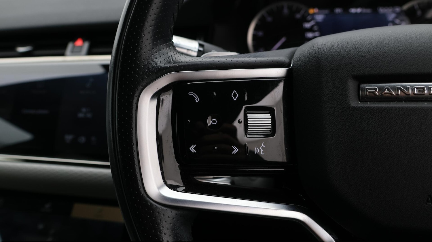 Used Land Rover Range Rover Evoque 2021 for sale - 76432378: Photo 25