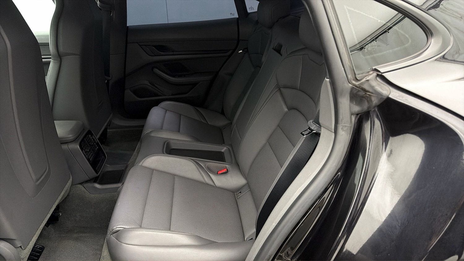 Used Porsche Taycan 2022 for sale - 78095652: Photo 15