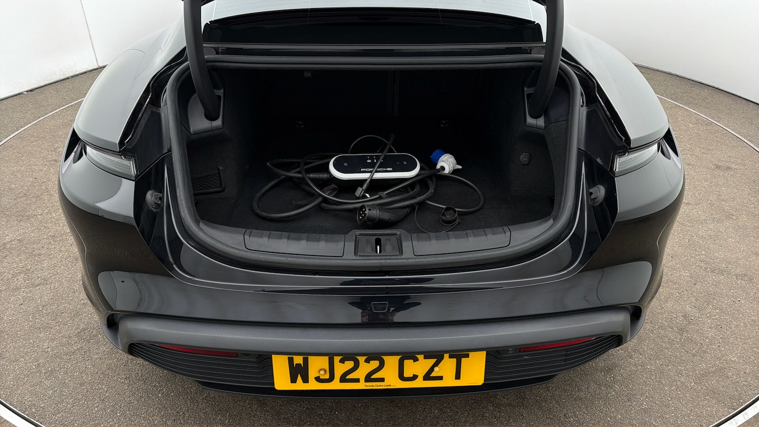 Used Porsche Taycan 2022 for sale - 78095652: Photo 16